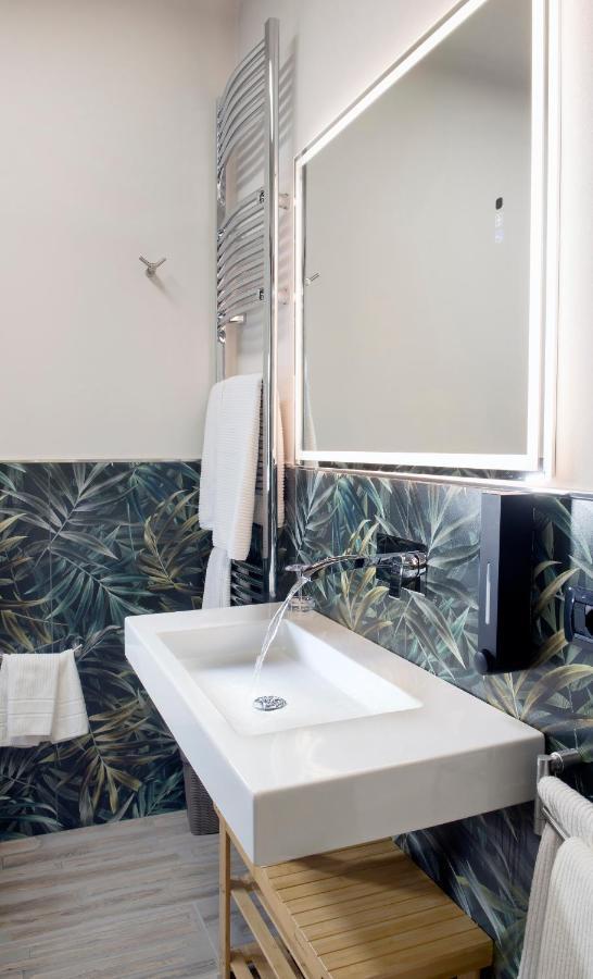 Relais Sweet Days Bed & Breakfast Peschiera del Garda Exterior photo